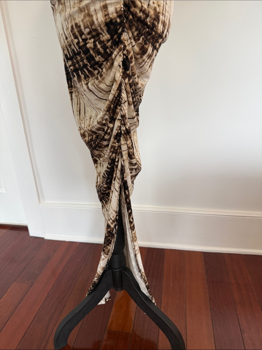 Tart Brown and Cream Tie-Dye Maxi Dress - Picture 2 of 3